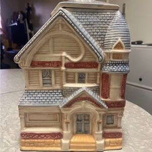 VINTAGE Victorian House Ceramic Cookie Jar